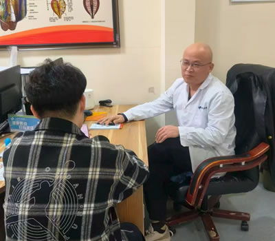 新竹县|男科医师高朋磊：守护男性健康，专业男科诊疗